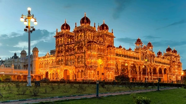 18 Days India Travel Package – A Luxury Journey Curated by Luxury South India Tours